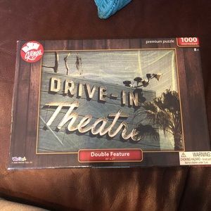 Kings Jigsaw Puzzle - 1000 Pieces 20" x 27" Double Feature Drive In Movie NEW.